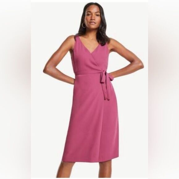 Ann Taylor Dresses & Skirts - 🌸 Ann Taylor Pink Faux Wrap V-Neck Sleeveless Dress – Size 4